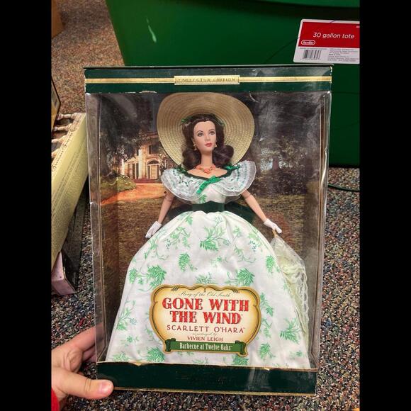 2001 Scarlett O'Hara Gone With The Wind Barbie Doll BBQ At Twelve